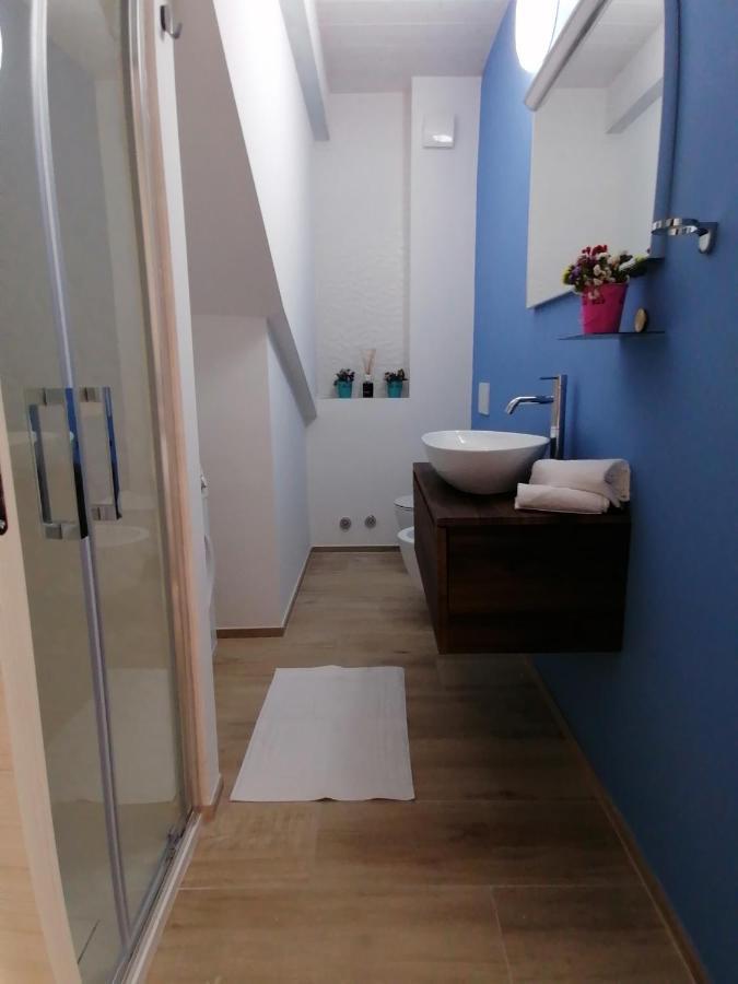 Retroscena Apartment In Centro チヴィタノーヴァ・マルケ エクステリア 写真